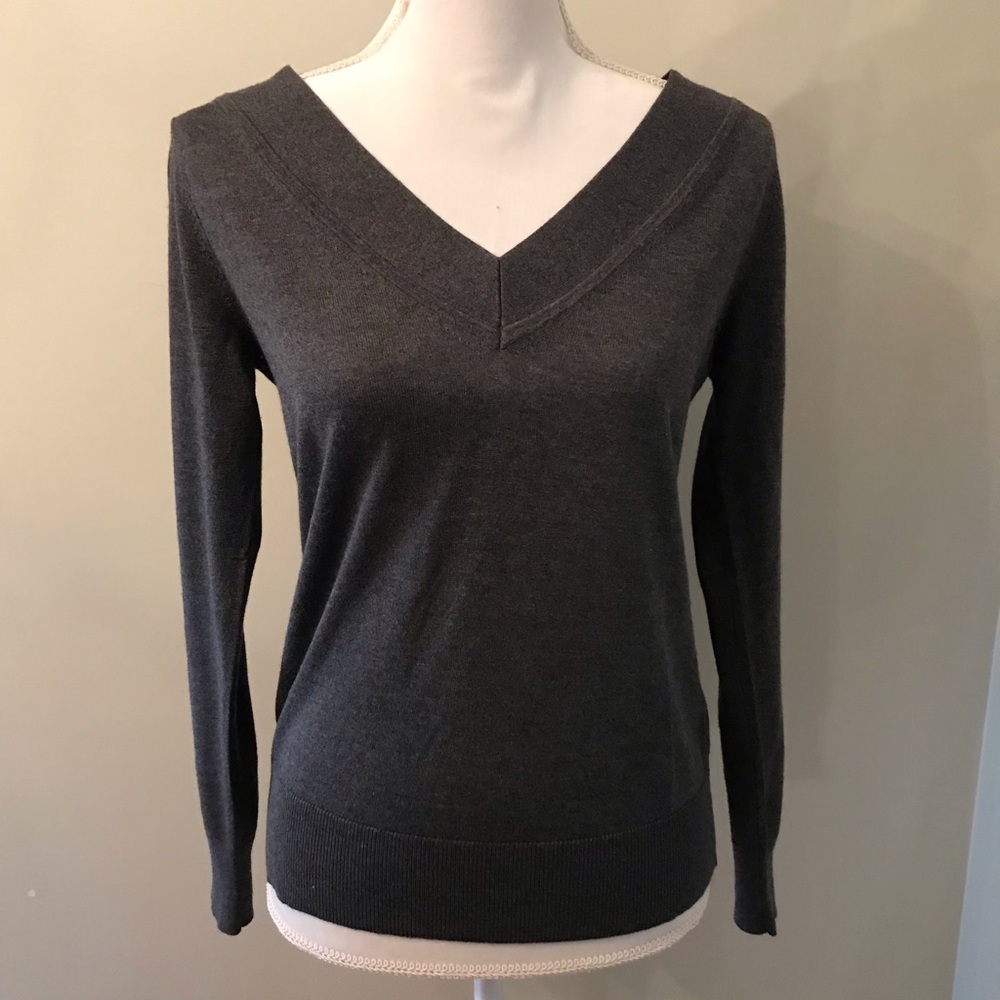 Silk cashmere V-neck sweater